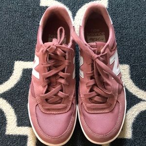 New Balance 300 Court Shoe